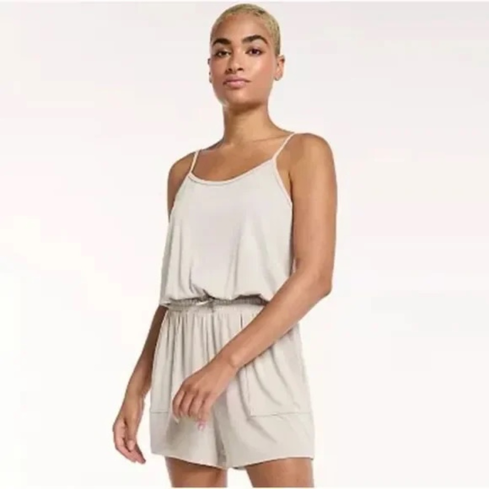 FLX Active Outdoor Romper Nude Cream Scoop Neck Athleisure
